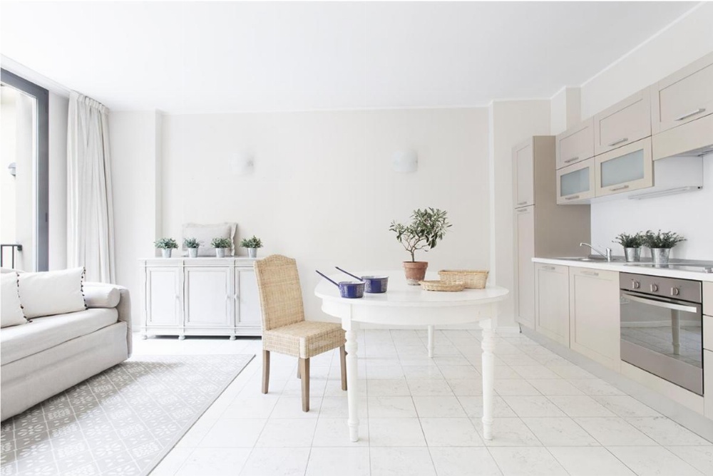 Adriano Residence Image 12