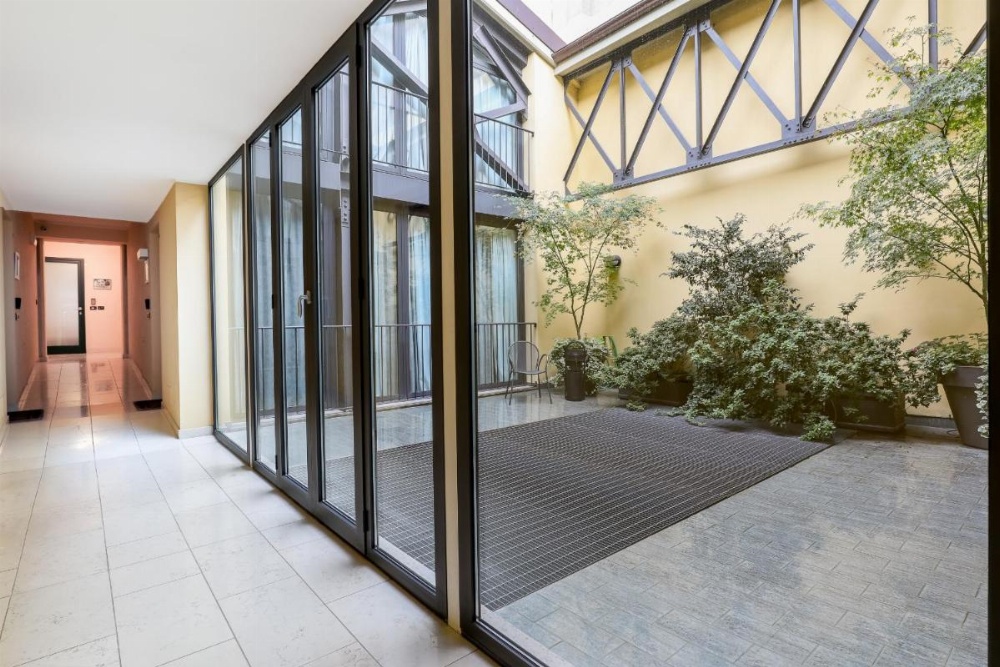 Adriano Residence Image 40